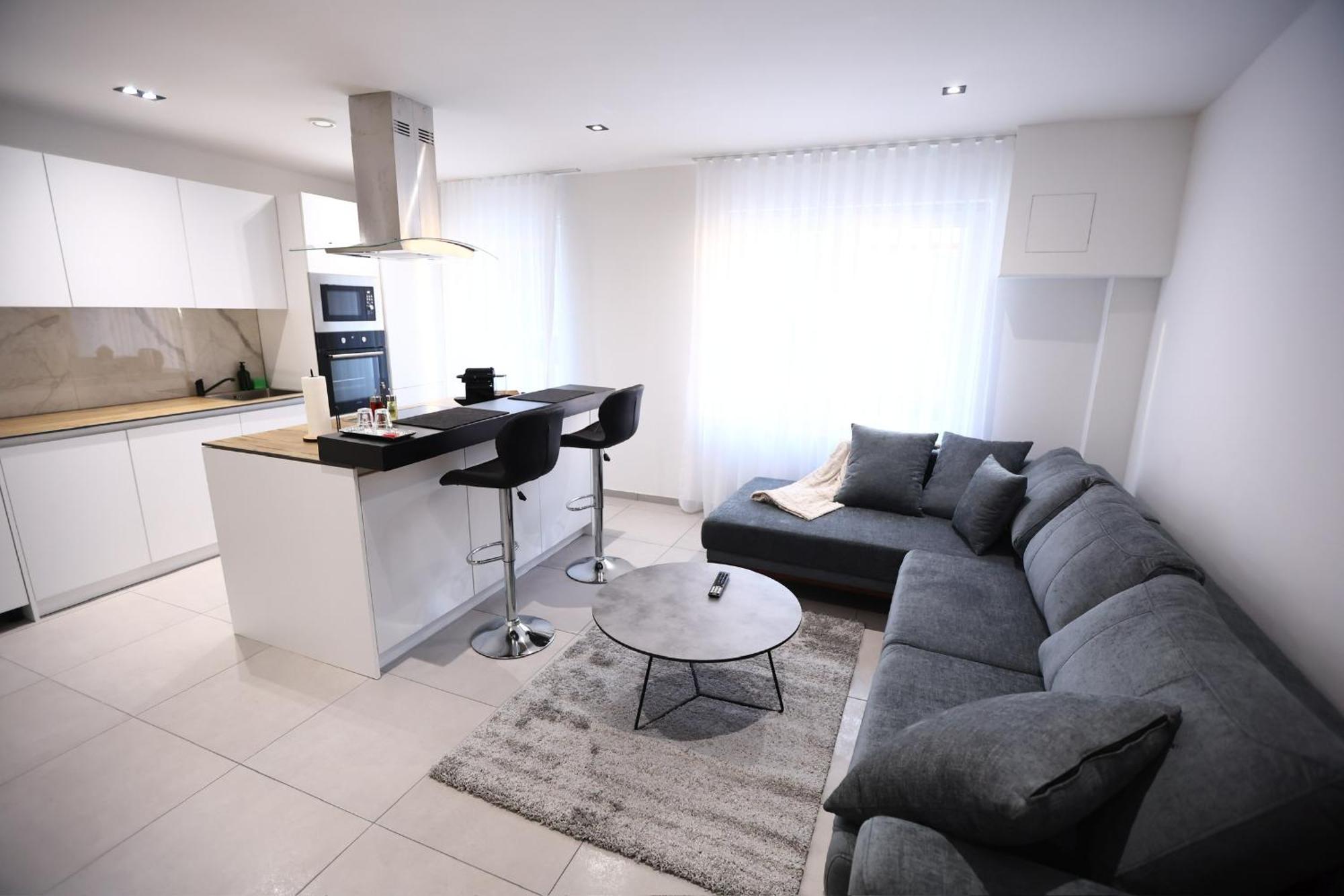 Jam Apartments โคเบลนซ์ ภายนอก รูปภาพ