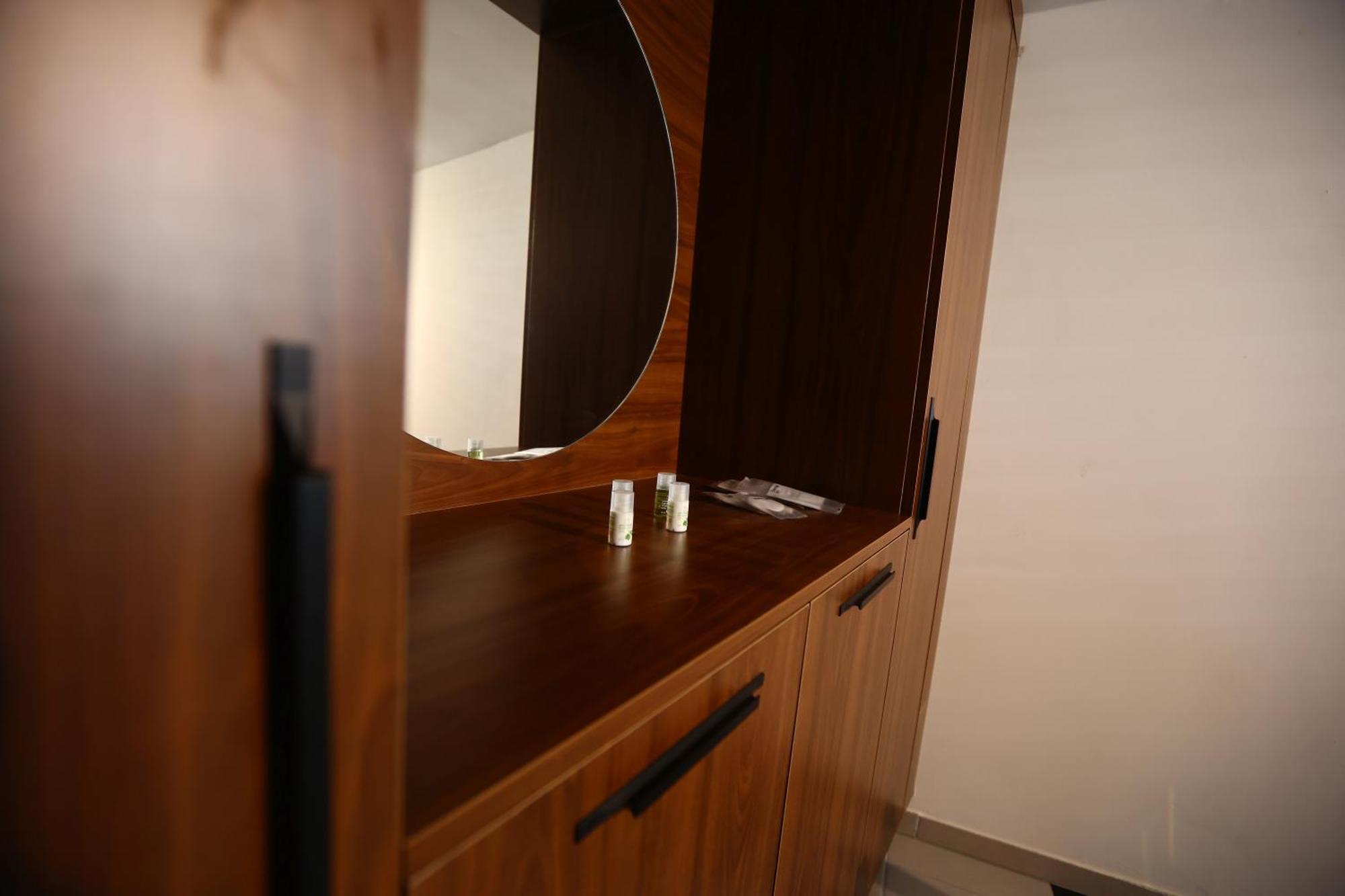 Jam Apartments โคเบลนซ์ ภายนอก รูปภาพ