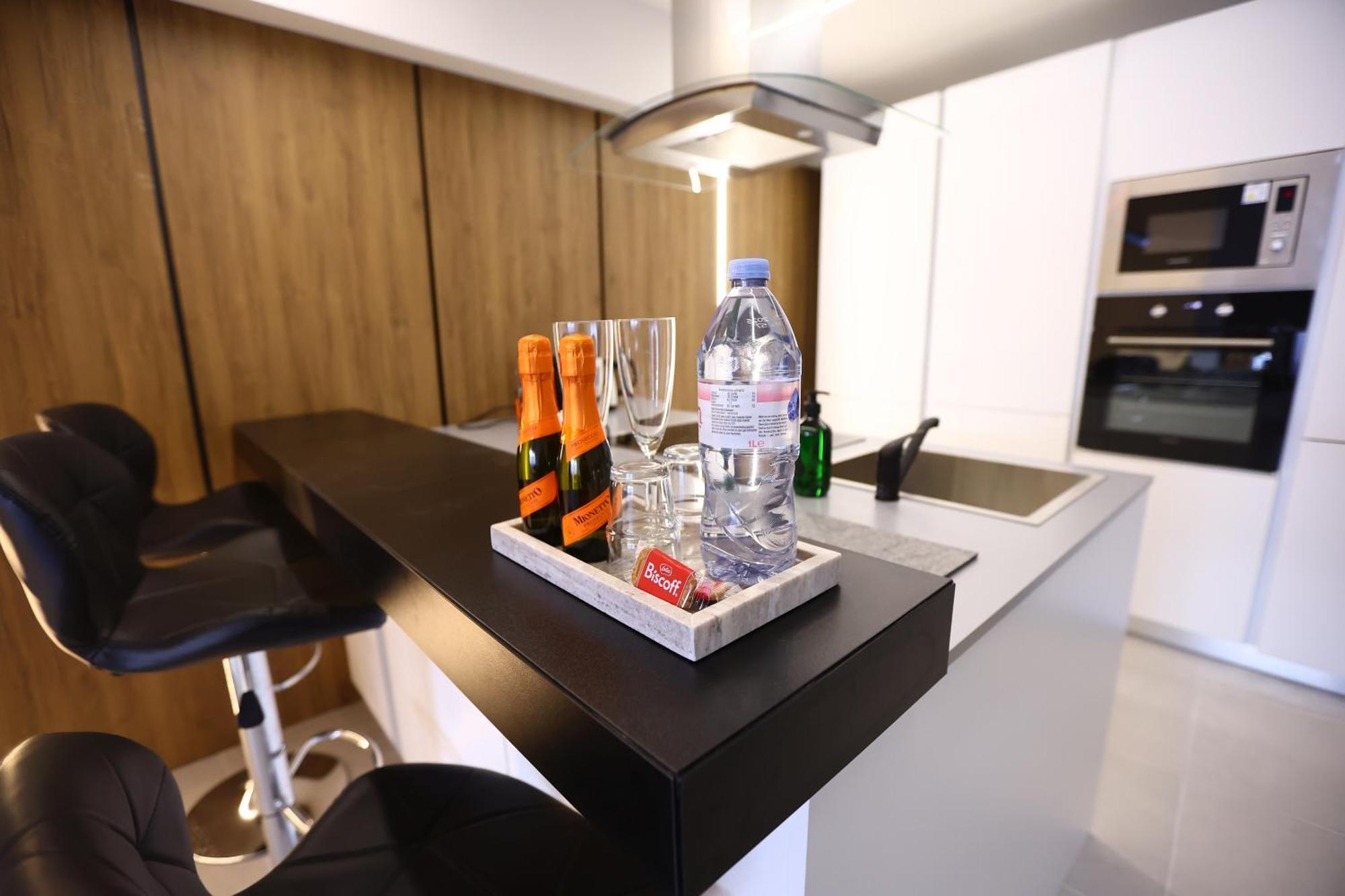 Jam Apartments โคเบลนซ์ ภายนอก รูปภาพ