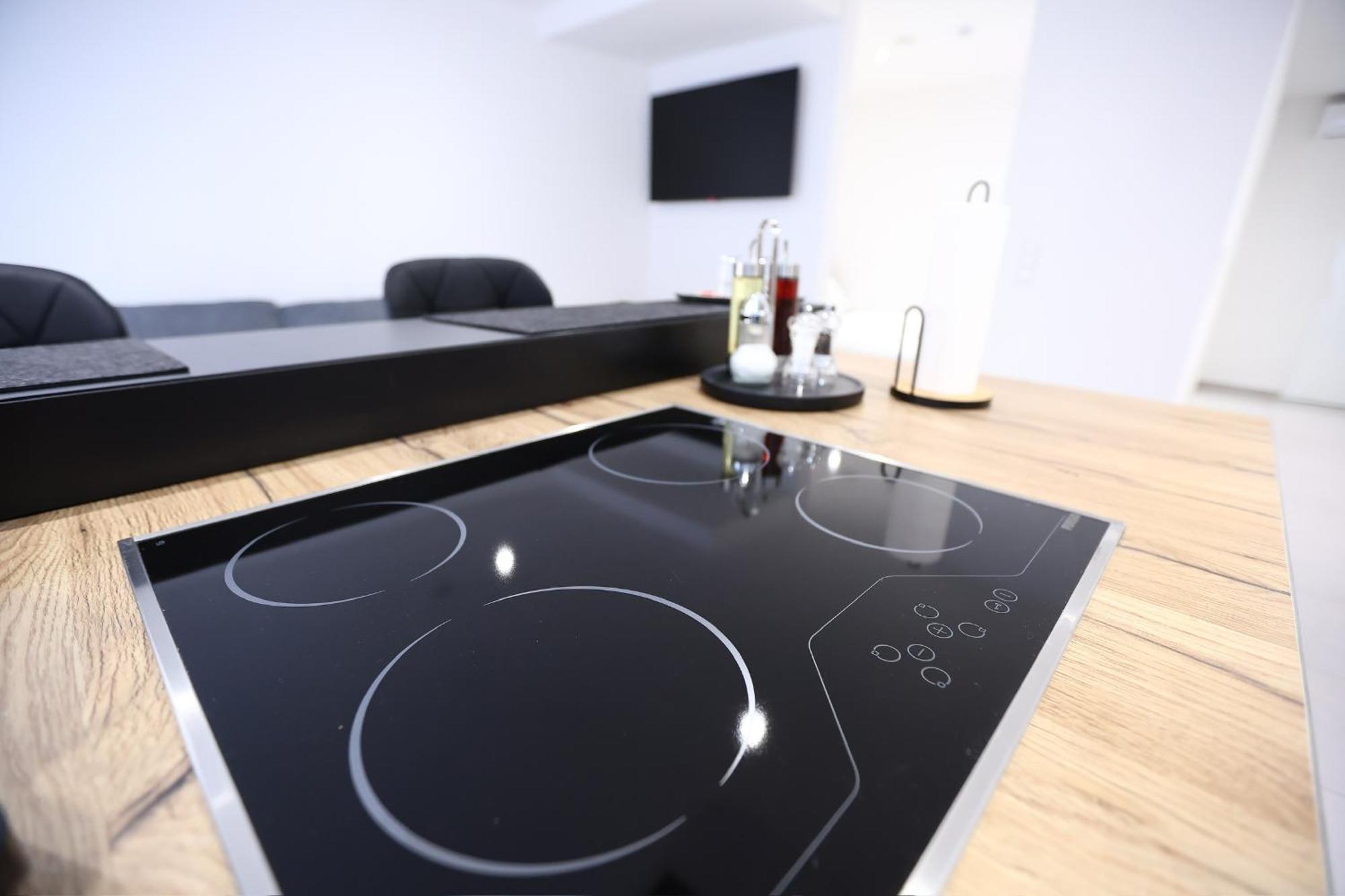 Jam Apartments โคเบลนซ์ ภายนอก รูปภาพ