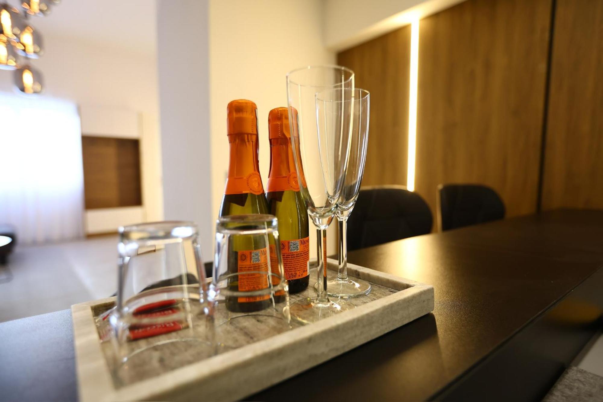 Jam Apartments โคเบลนซ์ ภายนอก รูปภาพ